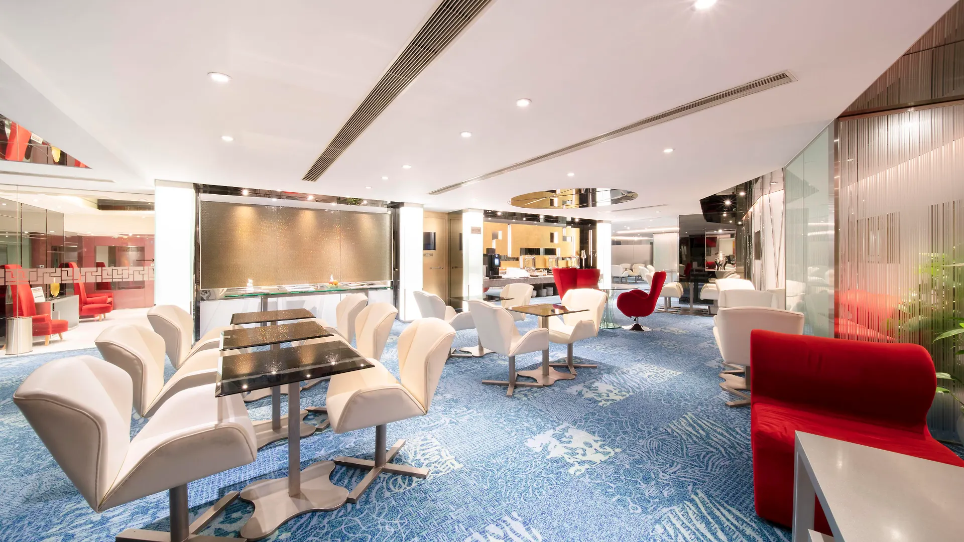 Regal Oriental Hotel Гонконг Китай