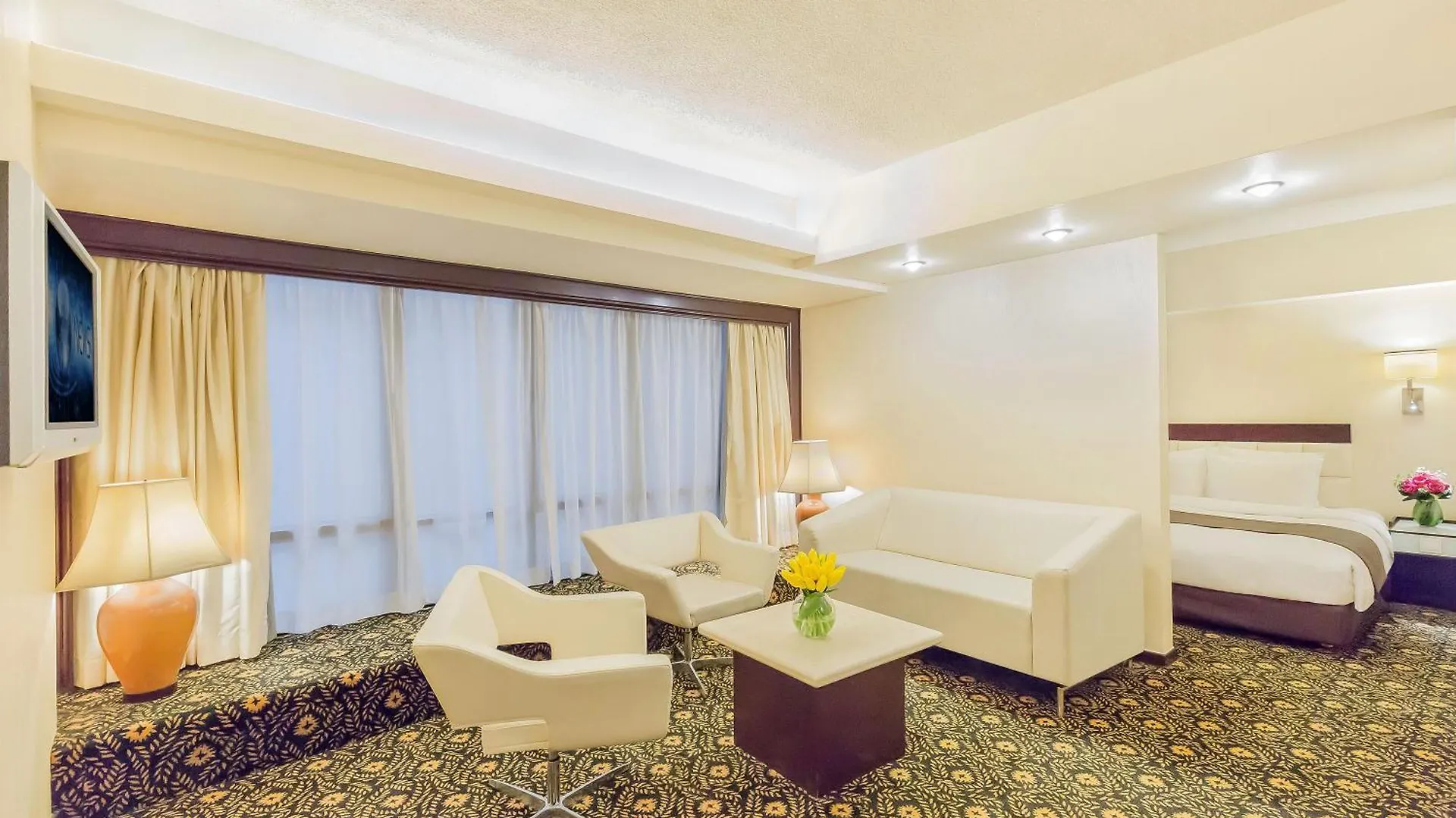 Regal Oriental Hotel Гонконг 4*,  Китай