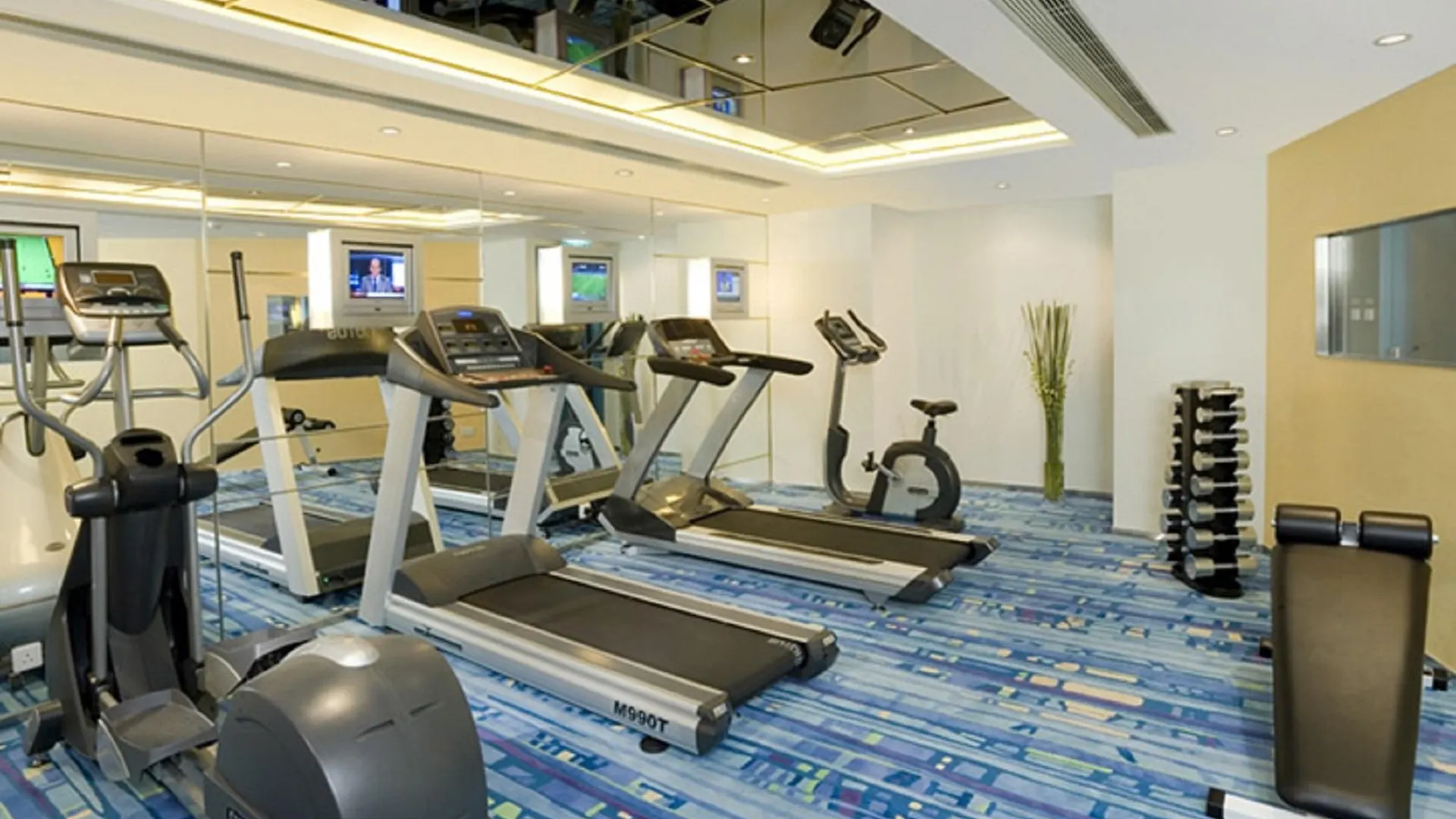 Regal Oriental Hotel Hongkong 4*,