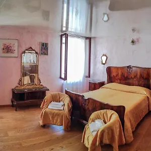 Ca' Degli Artisti Venedig