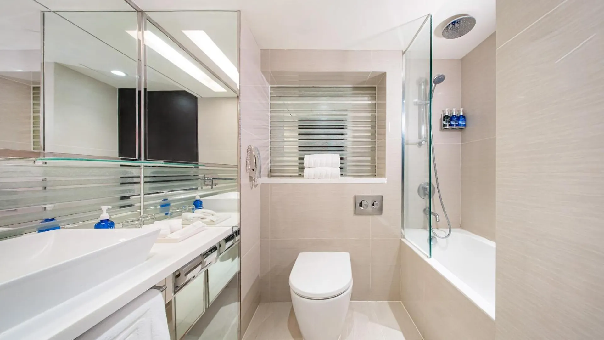 Regal Oriental Hotel Hong Kong