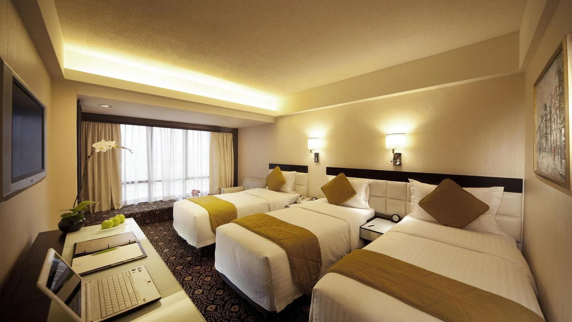 Regal Oriental Hotel Hong Kong