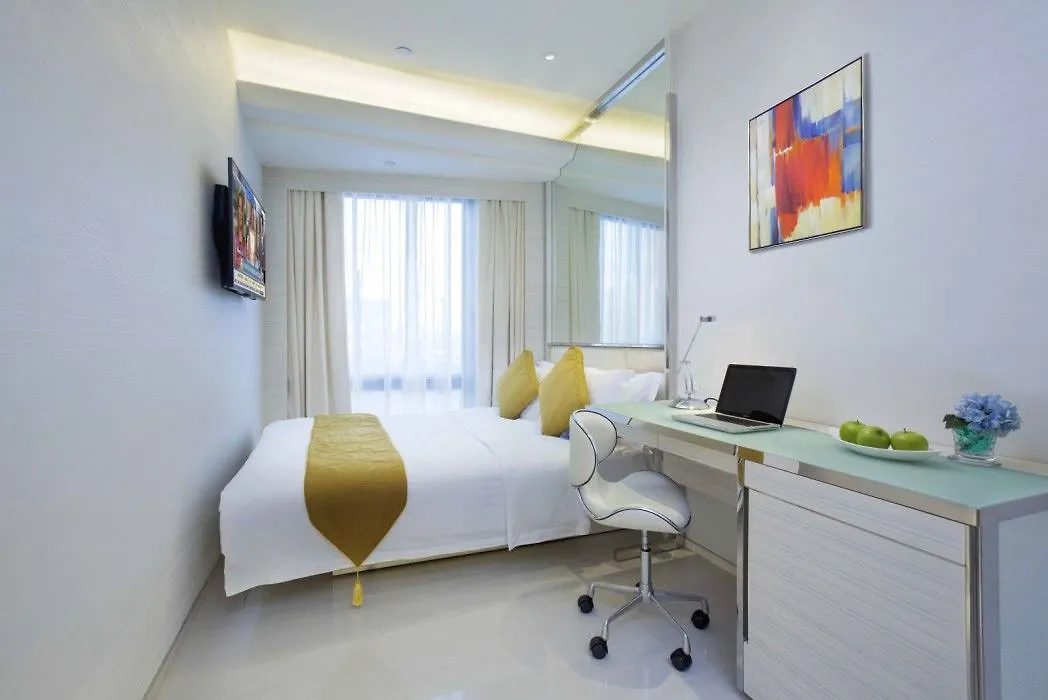 Regal Oriental Hotel Hong Kong