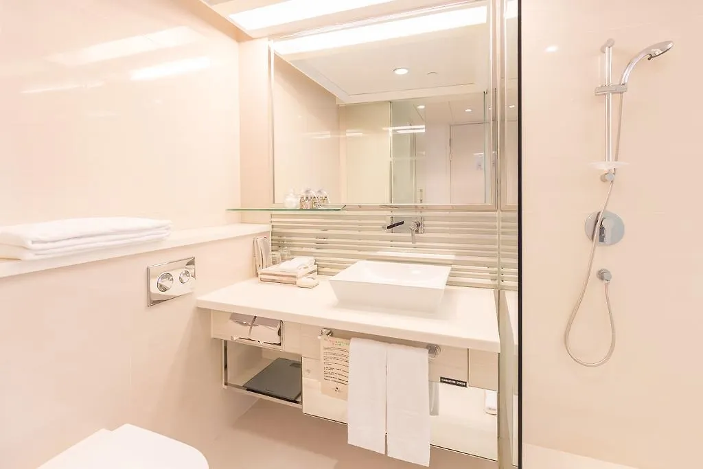 Regal Oriental Hotel Hong Kong