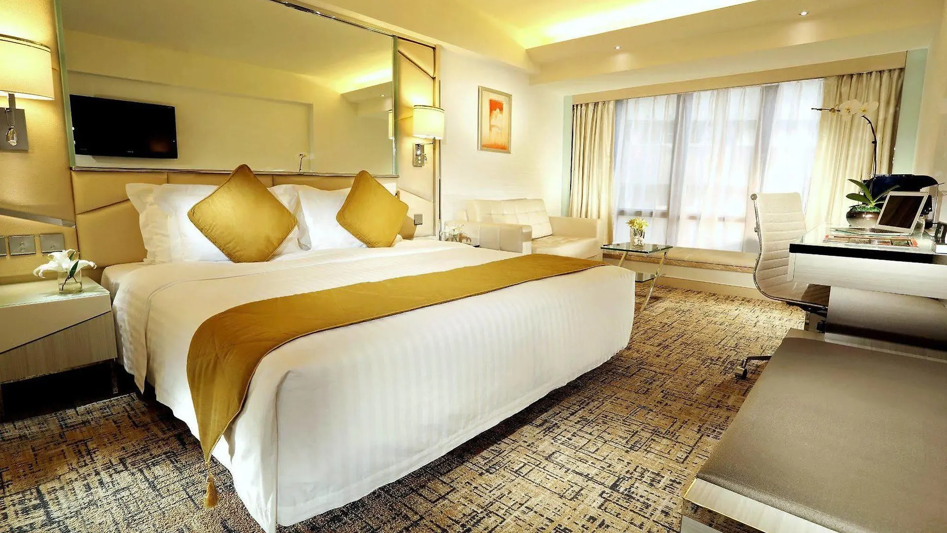Regal Oriental Hotel Hong Kong