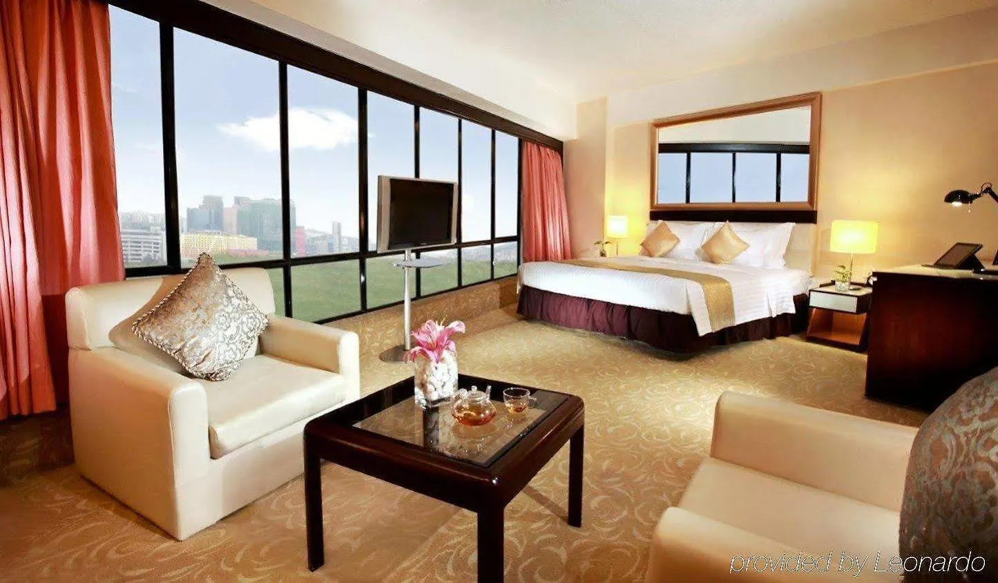 Regal Oriental Hotel Hong Kong