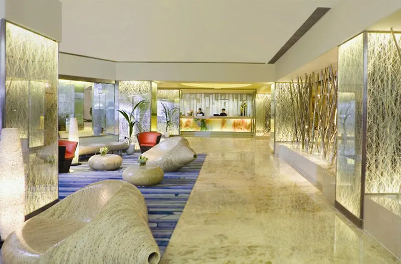 Regal Oriental Hotel Hong Kong 4*,
