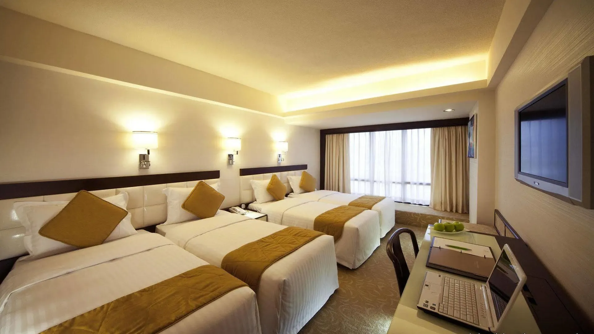 Regal Oriental Hotel Hong Kong